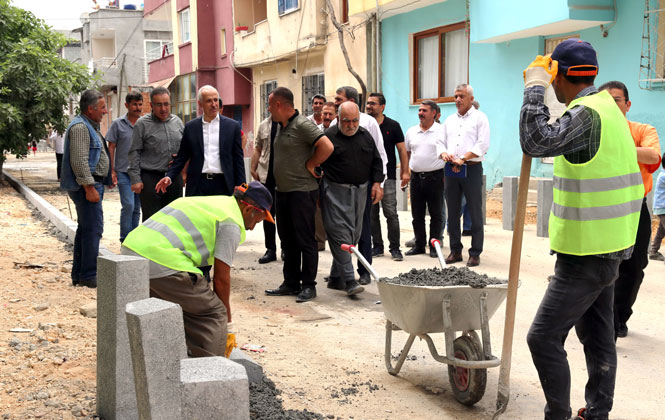 Akdeniz Belediye Başkanı Gültak, Çalışmaları Mahallinde Denetledi