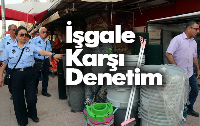 Akdeniz Zabıtasından Kaldırım İşgaline Karşı Denetim