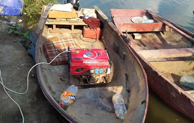 Mersin'in Tarsus İlçesinde Jandarma ve Sahil Güvenlik Ekipleri Balıklara Elektrik Vererek Katliam Yapanları Yakaladı