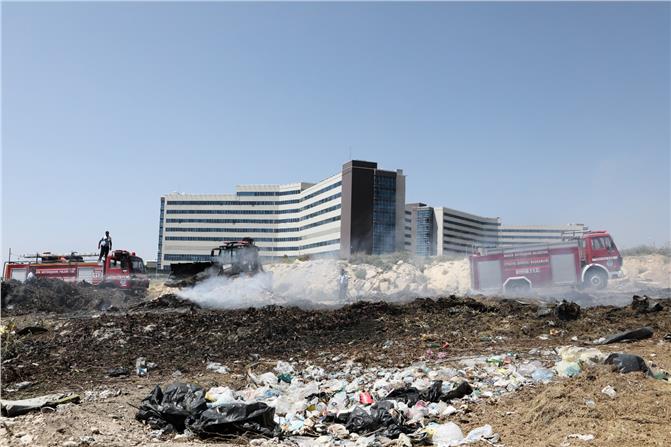 Çöplüğe Dönen Mersin Şehir Hastanesinin Çevresi Temizlendi