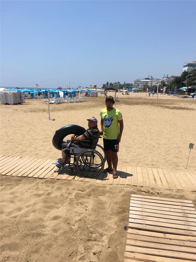 Mersin'de Yemişkumu Engelli Rampasına Kavuştu