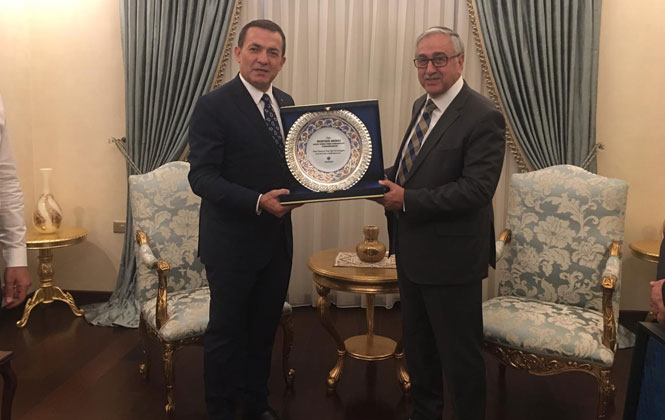 Kıbrıs'a Giden Yenişehir Belediye Başkanı Özyiğit, Mersinlilerin Selamını Kıbrıs'a Ulaştırdı