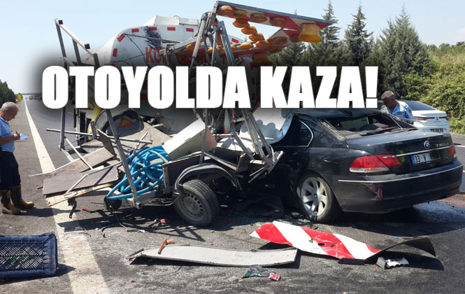 Tarsus Mersin Otoyolunda Feci Kaza! Kazada, Lüks Otomobil Sulama Tankerine Arkadan Çarptı