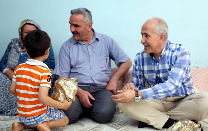 Akdeniz Belediyesi Şehit Ailesine Sahip Çıktı
