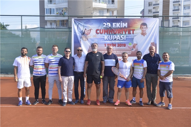 Cumhuriyet Kupası Tenis Turnuvası Başladı