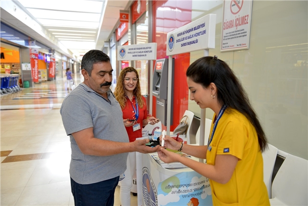 Büyükşehir Sağlık Personeli, Halkı Diyabet Konusunda Bilgilendirdi