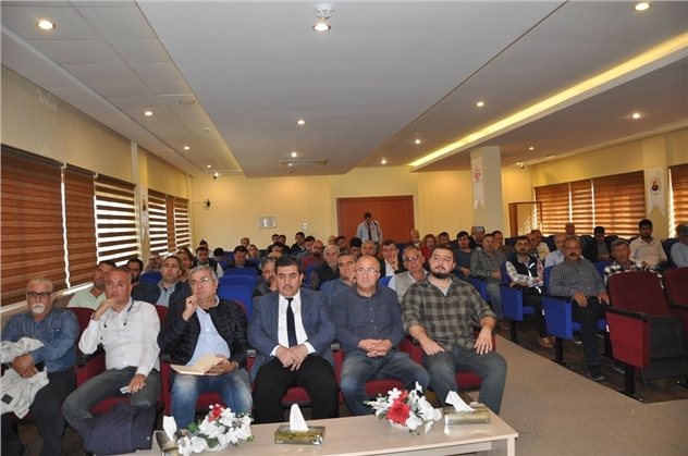 Tarsus Ticaret Borsası’nda Sert Çekirdekli Meyve Yetiştiriciliği Semineri