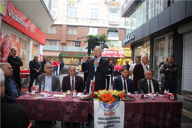Akdeniz Belediye Başkanı Mustafa Gültak; "çarşıyı Eski Hareketli Günlerine Kavuşturacağız"