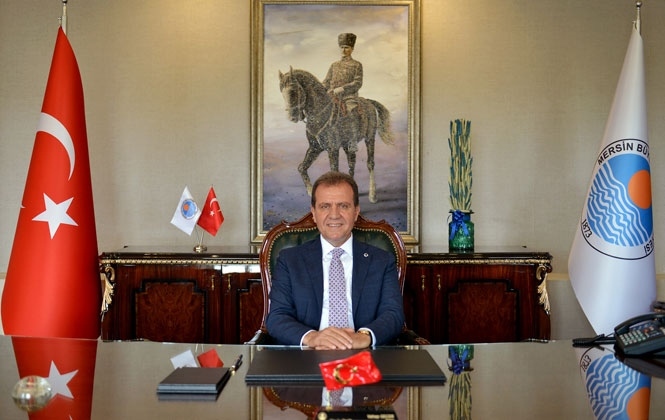 Mersin Büyükşehir Belediye Başkanı Vahap Seçer’den Yeni Yıl Mesajı