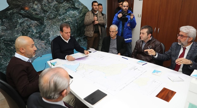 Başkan Seçer, Sel Felaketinde Çalışmaları Koordine Etti