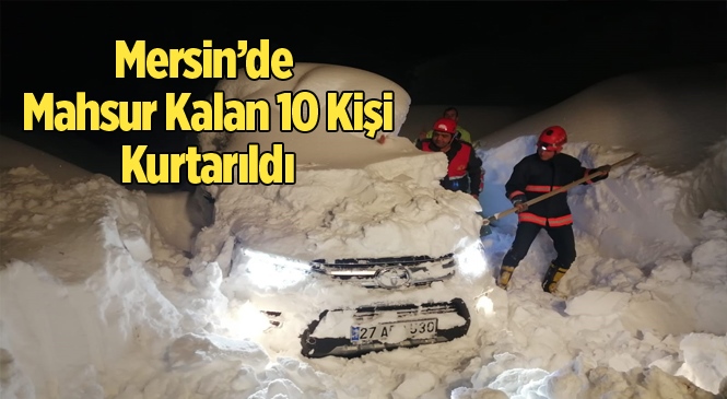 2 Metrelik Karda Mahsur Kalan 10 Kişi Kurtarıldı