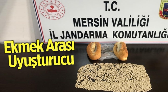 Mersin'de Ekmek Arasında Uyuşturucu Ticareti! Jandarma Yakaladı