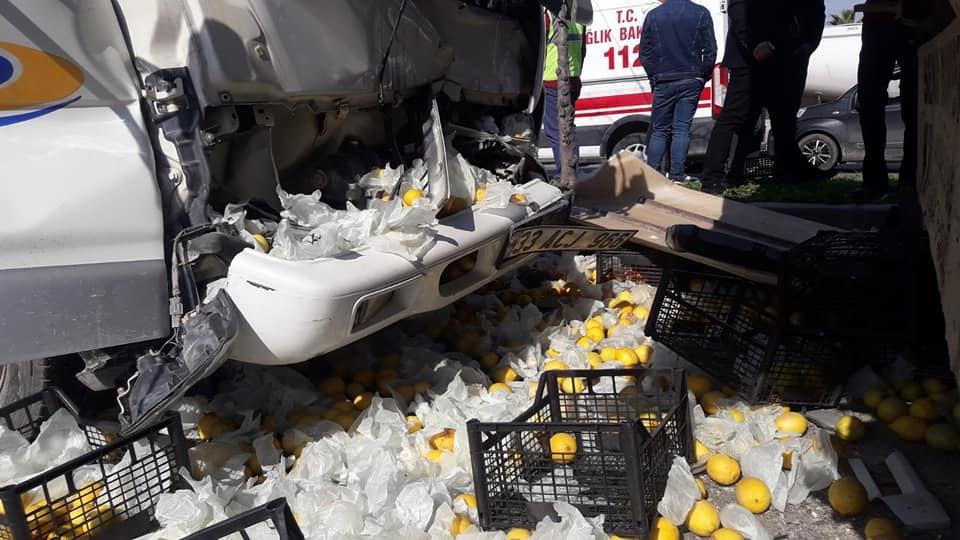 Mersin'de Zincirleme Trafik Kazası 2 Yaralı