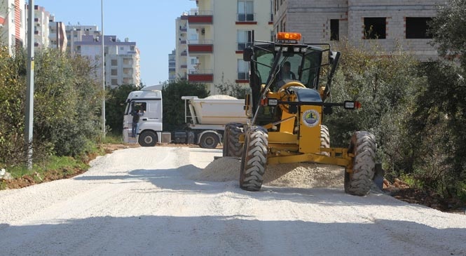 Erdemli Belediyesi’nden Asfalt Atağı