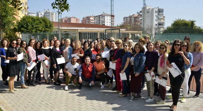 Yenişehirli Tenisçiler Sertifikalarını Aldı