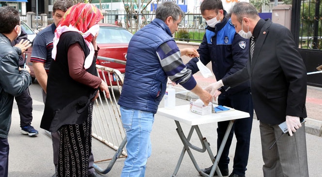 Akdeniz’de Koronavirüs İle Mücadele Aralıksız Sürüyor!