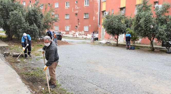 Toroslar'da Toplu Konut Alanları Bakımdan Geçiyor