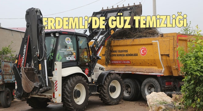 Erdemli’de Çiftçilerin Güz Temizliğine Belediye Desteği