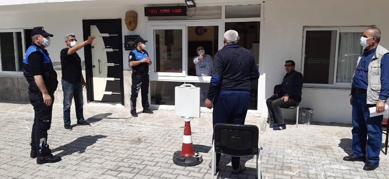 Polisten Mezitli ve Yenişehir’deki Apartman Sakinlerine Bilgilendirme