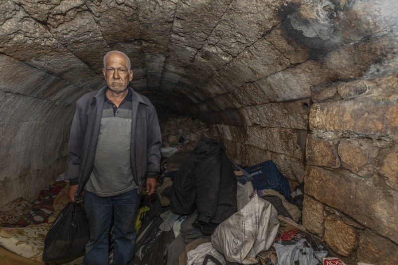 Mağarada Geçen Ömrünü Dört Duvara Tercih Eden Mersinli Zekai Amca’nın Şartları İyileştiriliyor