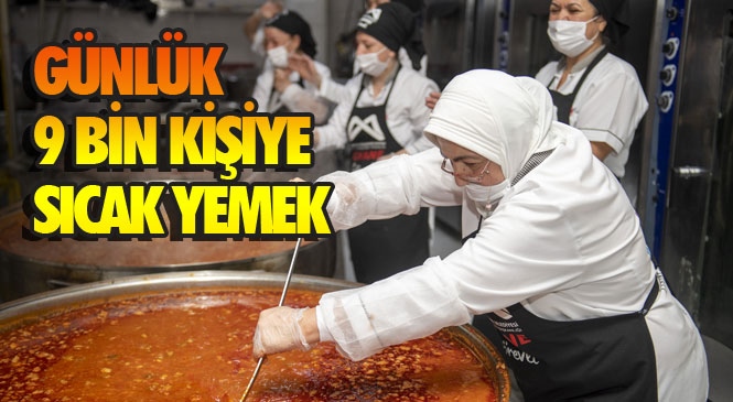 Mersin'de Tencere Tava Seslerine Şarkılar Karışıyor! Yemekler Büyükşehir’in Aşhanesi’nde Şarkılar ve Türküler Eşliğinde Pişiriliyor