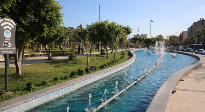 Akdeniz’de Park ve Yeşil Alanlar, Normalleşme Dönemine Hazırlanıyor