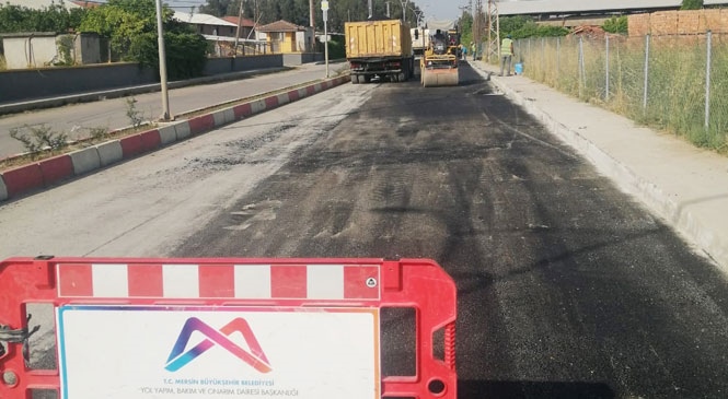 Yenice İçindeki Caddeler Kapsamlı Bakımdan Geçiriliyor! Büyükşehir’in Bağlı Mahallelerde Yol Bakım Çalışmaları Sürüyor