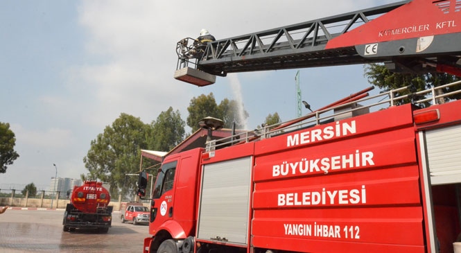 Mersin Büyükşehir İtfaiyesi, Suda, Dağda, Her Yerde Hayat Kurtarıyor! İtfaiye Tarsus Grup Amirliği Ekipleri, Eğitim Çalışmalarını Aralıksız Sürdürüyor