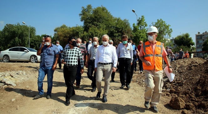 Akdeniz Belediye Başkanı Gültak; Mersin Millet Bahçesi’ni Muhtarlara Anlattı