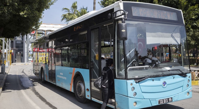 Mersin'de Belediye Otobüsleri Sınava Girecek Öğrenciler, Veliler ve Sınav Görevlilerine Ücretsiz! Büyükşehir, Merkezde 175 Otobüsle Hizmet Verecek