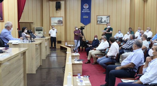 Akdeniz Belediyesi, Temmuz Ayı Meclis Toplantısını Yaptı