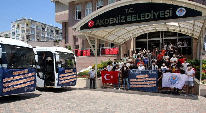 Akdenizli Gençler Yaz Kampında! Kız Öğrencilerin Ardından Erkek Öğrenciler de Gönüllerince Bir Tatil Yapabilecekler