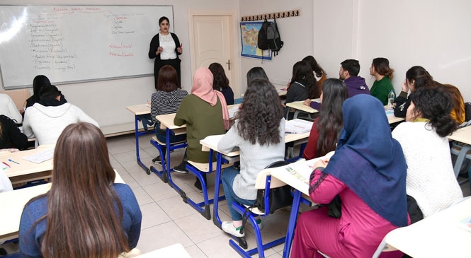 Mersin'de Destek Alan 4 Bin 334 Öğrencinin 124’ü Türkiye’de İlk 50 Binde