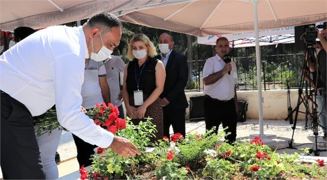 Başkan Yılmaz, Şehitliği Ziyaret Etti