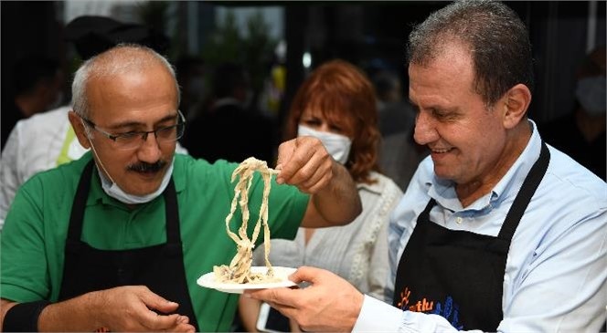 Başkan Seçer, Tirat Mutfak Atölyesi’nin Açılışına Katıldı