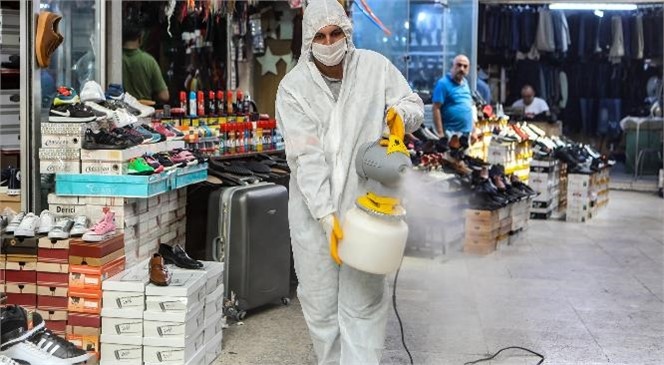 Tarihi Zafer Çarşısı’nda Dükkanlar Dezenfekte Edildi