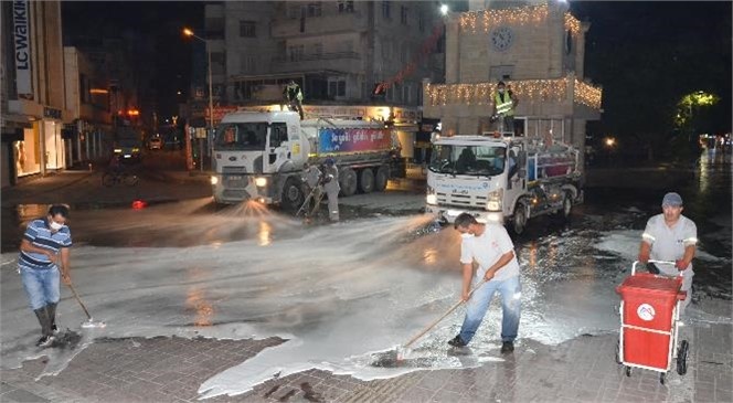 Mersin Büyükşehir Belediyesi Hijyen Konusundaki Çalışmalarına Devam Ediyor