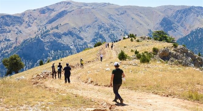 "Toroslar'ın Doğal ve Tarihi Güzelliklerini Keşfedecekler"