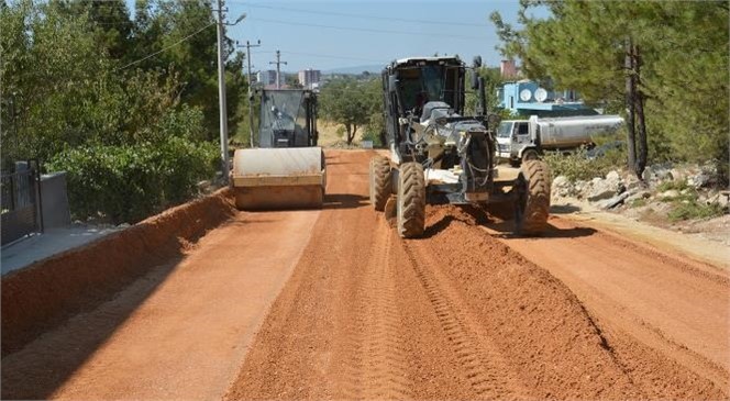 Gülnar Belediyesinden Gülnar TOKİ Konutları Yolunda Stabilize Yol Çalışması