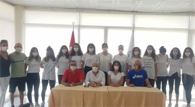 Kadınlar Voleybol Takımı’nın Yeni Oyuncuları İle Sözleşme İmzalandı