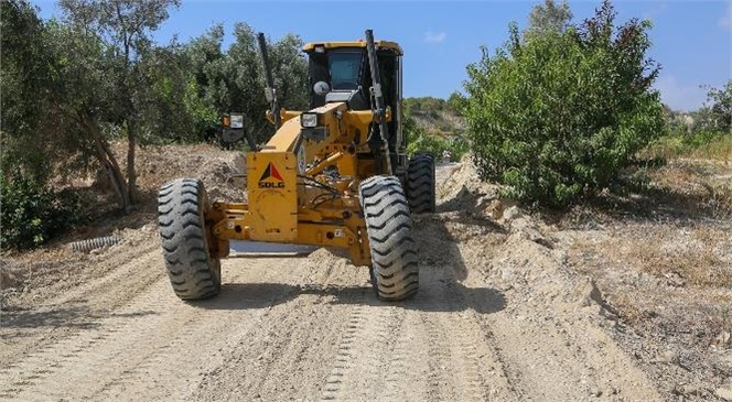 Erdemli Belediyesi, Güvenli Yol Çalışmalarını Sürdürüyor