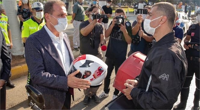 Mersin Büyükşehir Belediyesi, "Ben de Kaskımı Takıyorum Kampanyası"Na Kask Desteği Sağladı