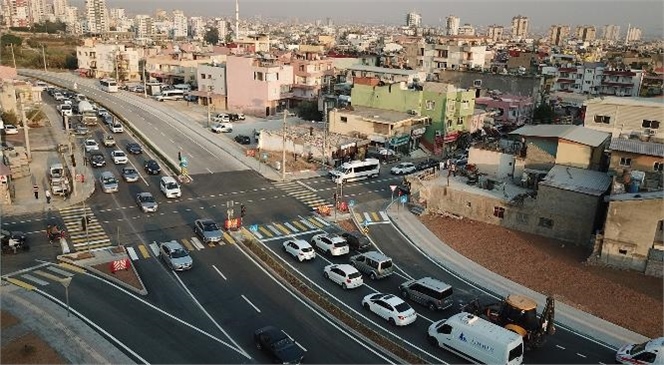 Mersin Büyükşehir, Rıfat Uslu Caddesi’ni Duble Yol Olarak Hizmete Açtı