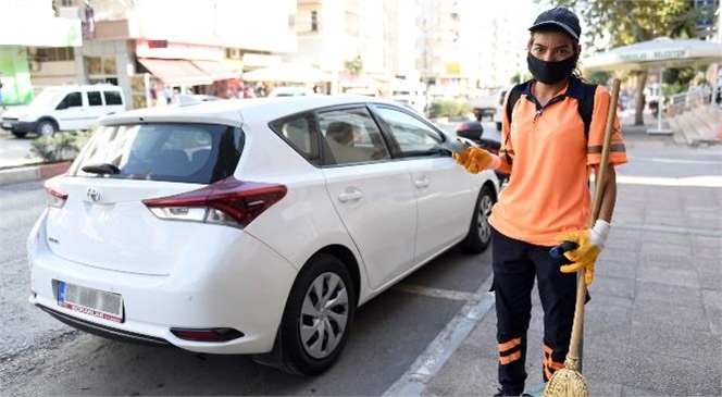 Temizlik Personeli Elife Özcan: "Sonuçta Bunda İnsanların Emeği Var"