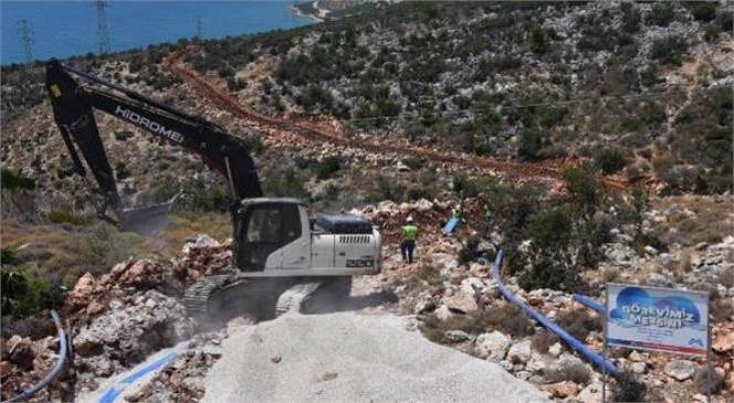 İmamuşağı ve Kocapınar Mahalleleri Yeterli Kapasitede Suya Kavuştu