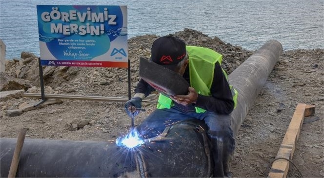 Büyükeceli’de Eskiyen İçmesuyu Hatları Yenilendi! MESKİ, İçmesuyu Çalışmalarına Aralıksız Devam Ediyor