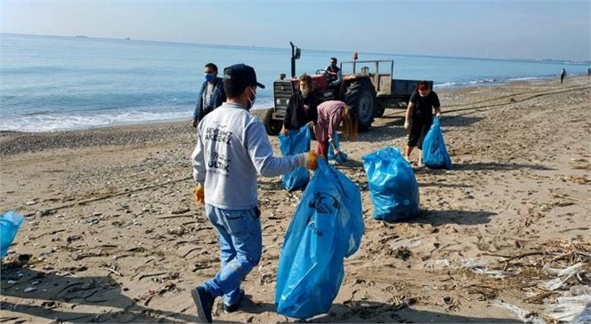 Kazanlı Sahili Temizlendi! Koruma Altında Olan Caretta Caretta ve Yeşil Deniz Kaplumbağalarının da Yuvalama Alanı