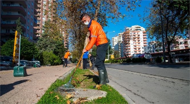 Mersin'de İki Günlük Yasakta da Sahada Çalışmalar Devam Etti! Hafta Sonu Yasağında da Büyükşehir Tüm Ekipleri İle Görevde