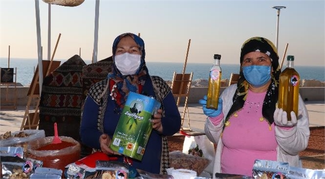Kadın Üreticiler Tezgahları El Emeğiyle Donattı