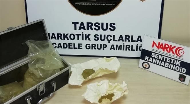 Mersin Tarsus Sanayi Sitesinde Park Halinde Duran Araç Torpidosundan ve İçerisindekilerin Üzerinden Uyuşturucu Madde Çıktı